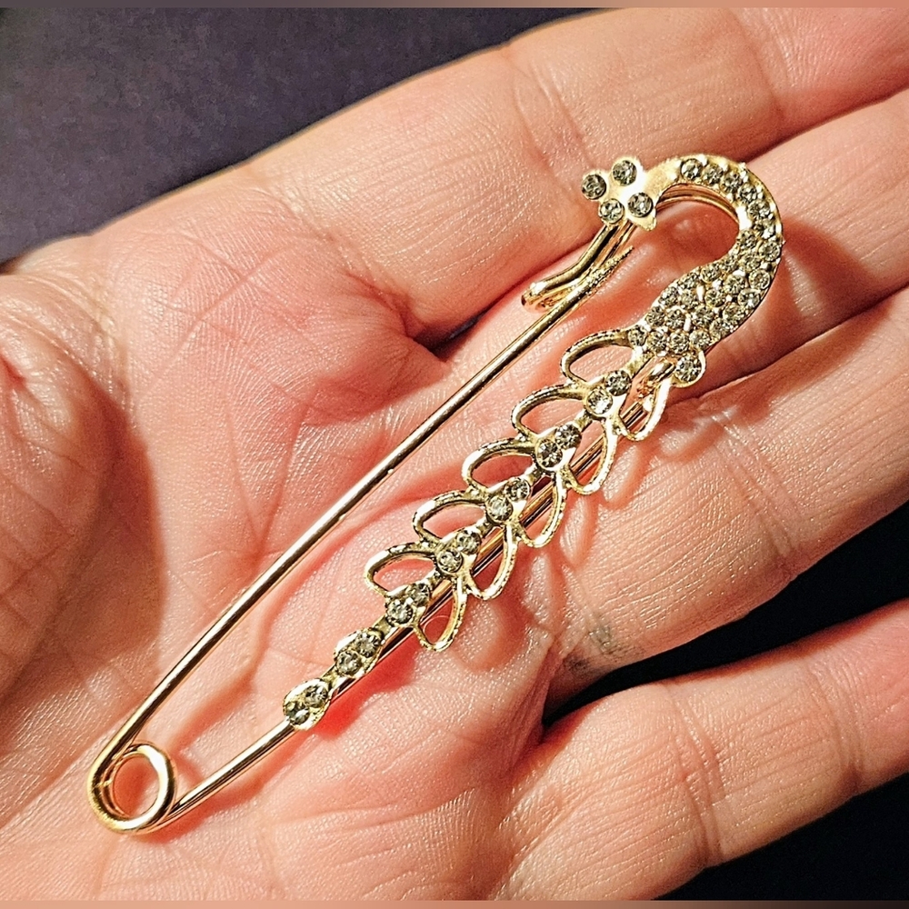 Safety Pin Design Collection - Picture 10 of 12